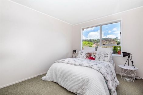 Photo of property in 4 Charnley Grove, Glenfield, Auckland, 0629