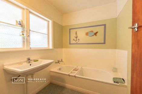 Photo of property in 8 York Avenue, Heretaunga, Upper Hutt, 5018