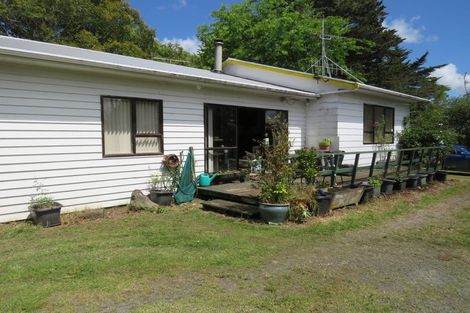 Photo of property in 605 Whakapirau Road, Whakapirau, Maungaturoto, 0583