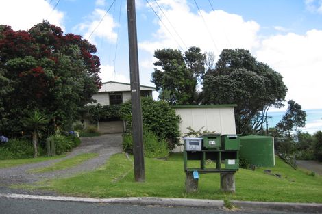 Photo of property in 81 Waitea Road, Muriwai, Waimauku, 0881