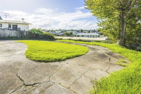 Photo of property in 65 Christmas Road, Manurewa, Auckland, 2102