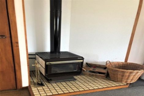 Photo of property in 11 Keatoa Terrace, Owaka, 9535