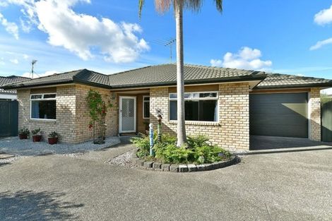 Photo of property in 29 Dan Tori Place, Orewa, 0931