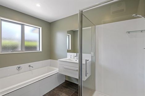 Photo of property in 22 Strauss Drive, Rolleston, 7614