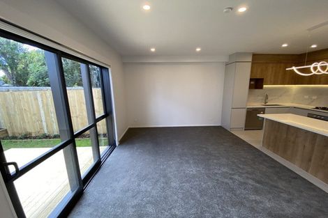 Photo of property in 26b Grande Vue Road, Papatoetoe, Auckland, 2025