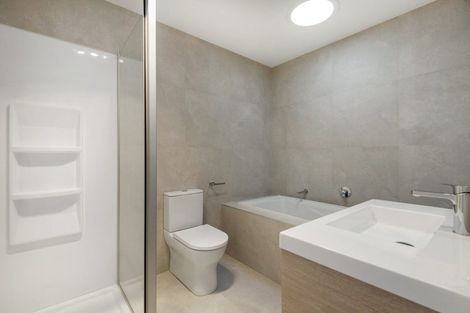 Photo of property in 33 Oyster Drive, Whenuapai, Auckland, 0618