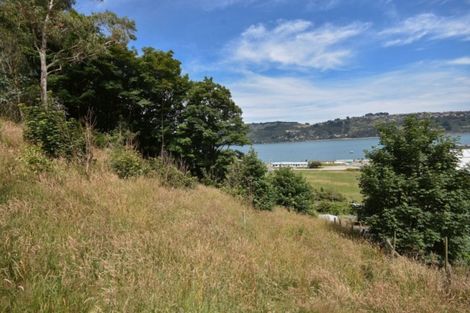 Photo of property in 1 Ocean View Road, Ravensbourne, Dunedin, 9022