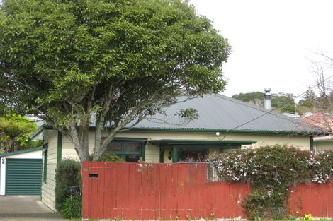 Photo of property in 66 Pendarves Street, New Plymouth, 4310