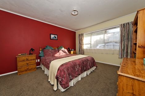 Photo of property in 2 Libra Street, Glen Eden, Auckland, 0602