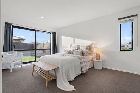 Photo of property in 2 Meyer Crescent, Halswell, Christchurch, 8025
