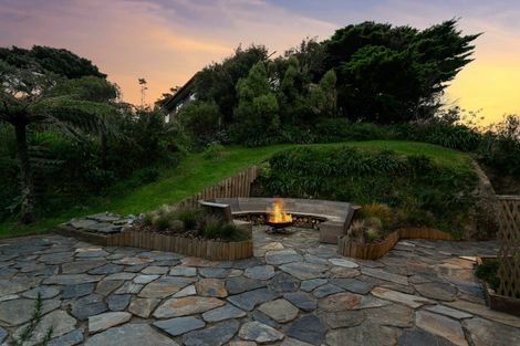 Photo of property in 116 Nicholson Road, Khandallah, Wellington, 6035