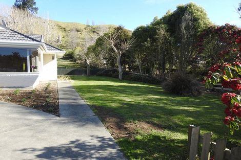 Photo of property in 1 Ongo Road, Hunterville, 4730