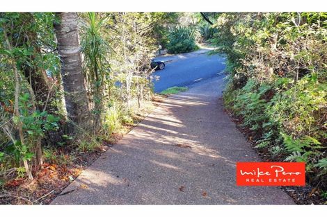 Photo of property in 4 Arama Avenue, Titirangi, Auckland, 0604