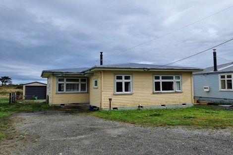 Photo of property in 49 Hall Street, Cobden, Greymouth, 7802