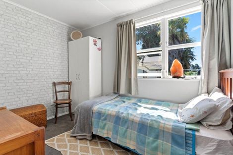 Photo of property in 5 Yule Grove, Greytown, 5712