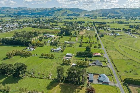 Photo of property in 63 Sowry Road, Woodville, 4920