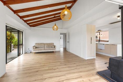 Photo of property in 11 East Street, Raglan, 3225