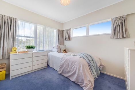 Photo of property in 8 Fielding Crescent, Farm Cove, Auckland, 2012