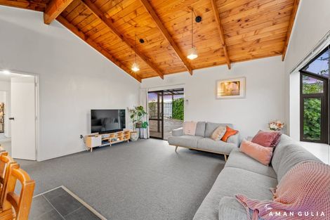 Photo of property in 2/30 Seymour Road, Sunnyvale, Auckland, 0612