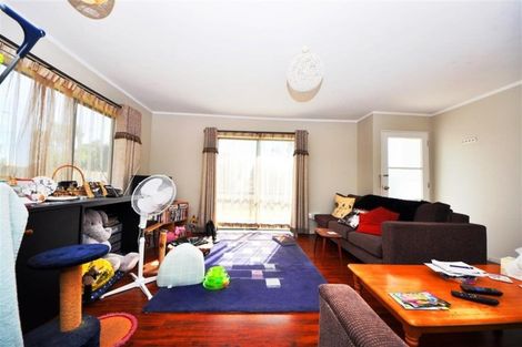 Photo of property in 1/34 Wairau Avenue, Avondale, Auckland, 1026