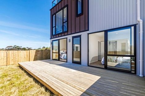 Photo of property in 14 Waihou Crescent, Albany Heights, Auckland, 0632