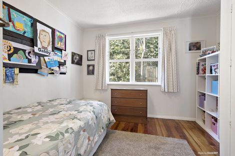 Photo of property in 37 Randwick Road, Northland, Wellington, 6012