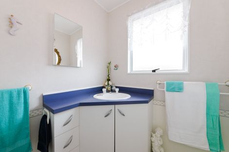 Photo of property in 15a Meadowbrook Drive, Cloverlea, Palmerston North, 4412