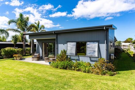 Photo of property in 64b Jack Boyd Drive, Mangawhai Heads, Kaiwaka, 0573