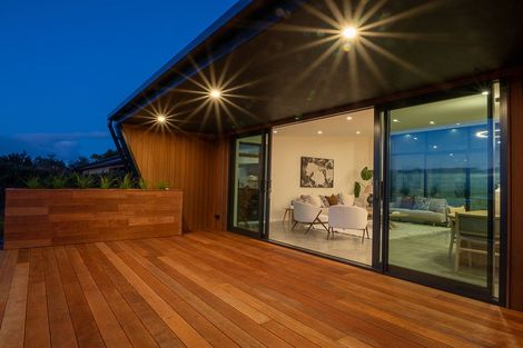 Photo of property in 3 John Monck Lane, Redcliffs, Christchurch, 8081