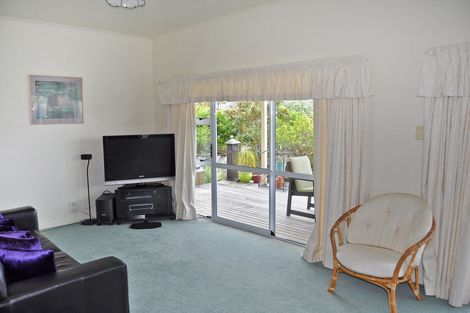 Photo of property in 5 Ngatira Place, Snells Beach, 0920