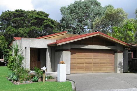 Photo of property in 93 Spence Road, Henderson, Auckland, 0612