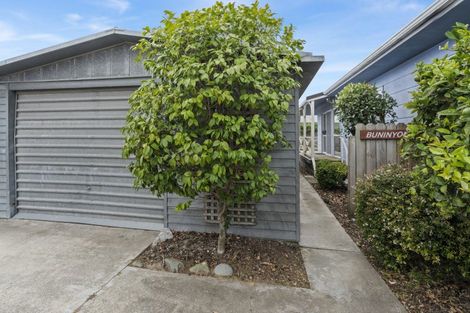 Photo of property in 2/62 Parkers Road, Tahunanui, Nelson, 7011