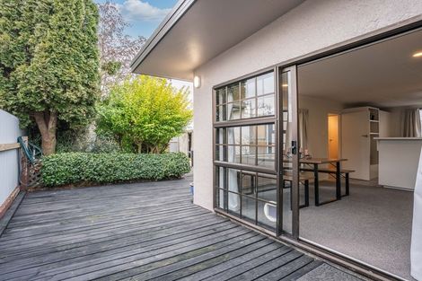 Photo of property in 16 Eden Street, Milton, 9220