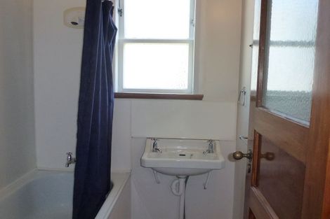 Photo of property in 4 Savage Crescent, West End, Palmerston North, 4412