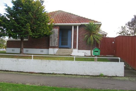 Photo of property in 110 Clyde Crescent, Roslyn, Palmerston North, 4414