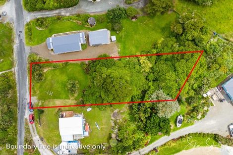 Photo of property in 9 Rigby Street, Whakapirau, 0583
