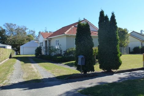 Photo of property in 4 Savage Crescent, West End, Palmerston North, 4412