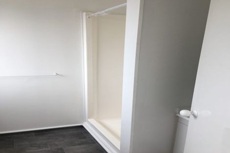 Photo of property in 2/71 Kemp Street, Kilbirnie, Wellington, 6022