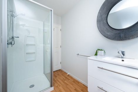 Photo of property in 2/64 The Esplanade, Westshore, Napier, 4110