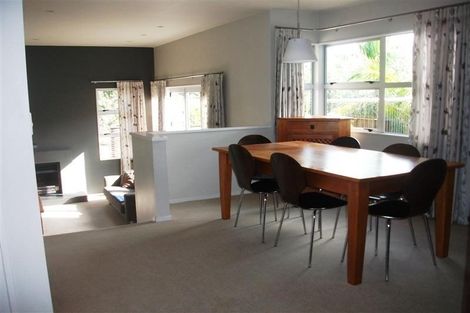 Photo of property in 12 Bushglen Court, Browns Bay, Auckland, 0630