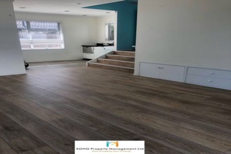 Photo of property in 14 Ellison Place, Pakuranga Heights, Auckland, 2010