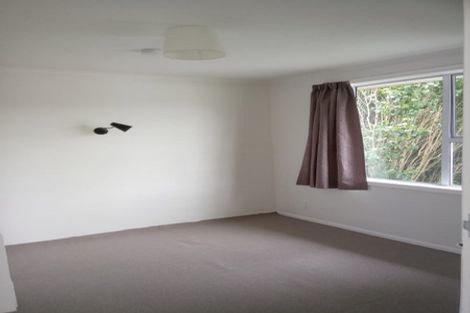 Photo of property in 1/10 Mckelvey Place, Tawa, Wellington, 5028