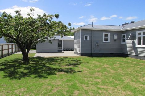 Photo of property in 7 Dixon Street, Carterton, 5713