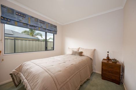Photo of property in 10 Forbury Way, Taradale, Napier, 4112
