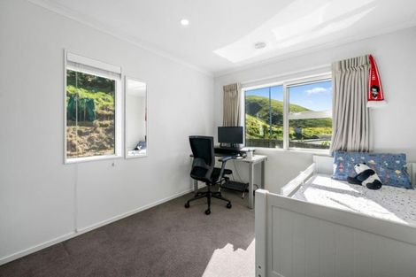 Photo of property in 29 Bickerton Rise, Churton Park, Wellington, 6037