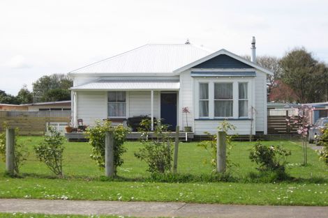 Photo of property in 2/31a Maire Street, Inglewood, 4330