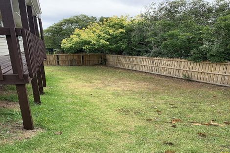 Photo of property in 2/6 Bundena Place, Clendon Park, Auckland, 2103