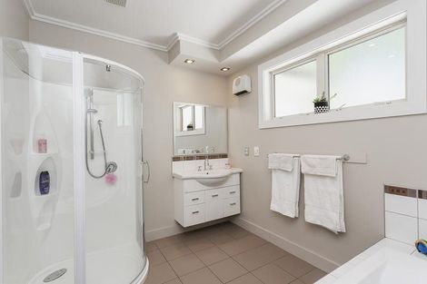 Photo of property in 356 Riccarton Road West, Mosgiel, 9092