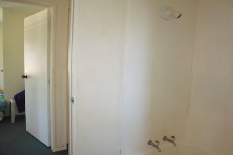 Photo of property in 6a Kilkee Terrace, Flaxmere, Hastings, 4120