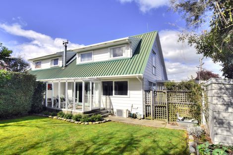 Photo of property in 43 Oak Street, Masterton, 5810